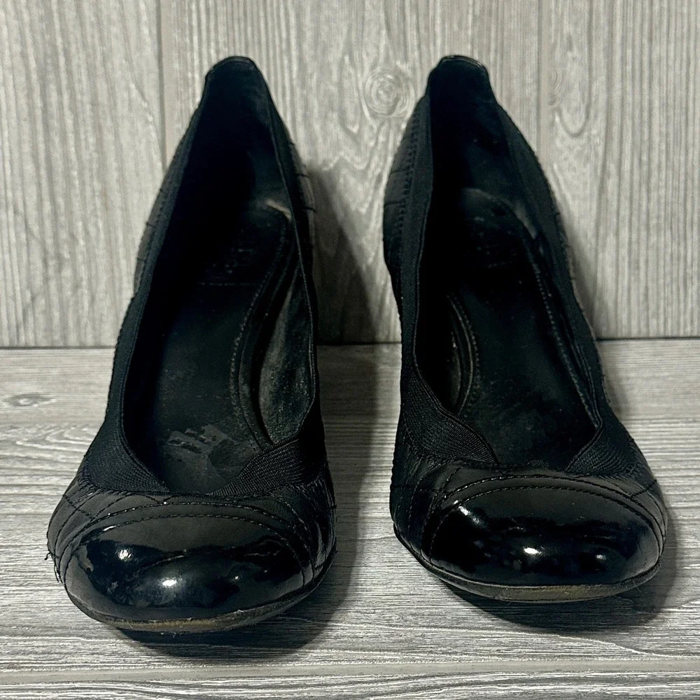 Tory Burch Black‎ Quilted Leather Block Heel Pumps Carrie Cap Toe Logo Womens 9M